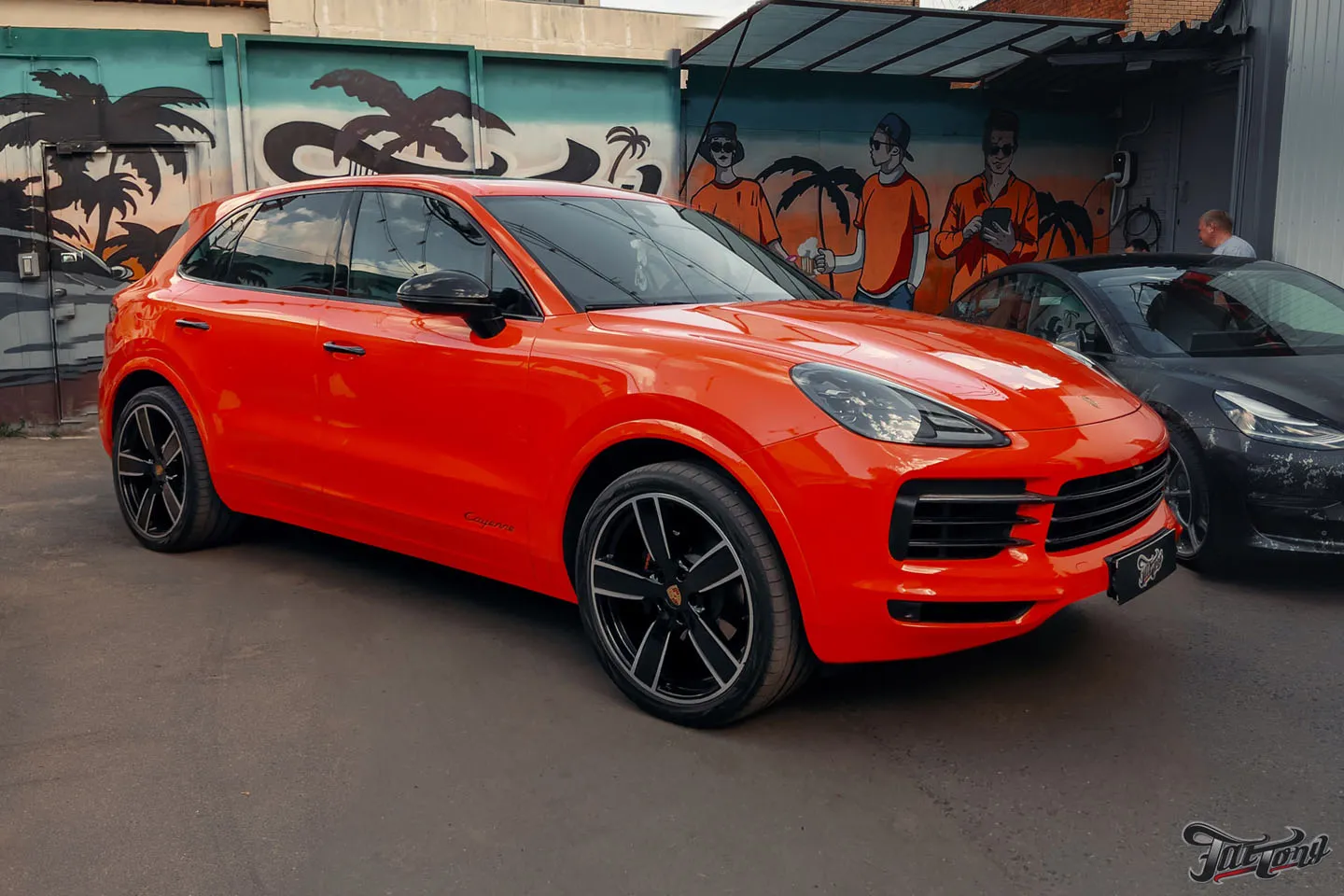 Удалили текстуру с деталей Porsche Cayenne и окрасили в цвет кузова!